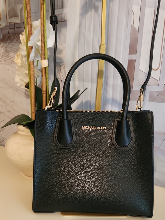 Michael Kors Handbags - NWOT! Michael Kors Black Women's Convertible Crossbody Bag-NWOT